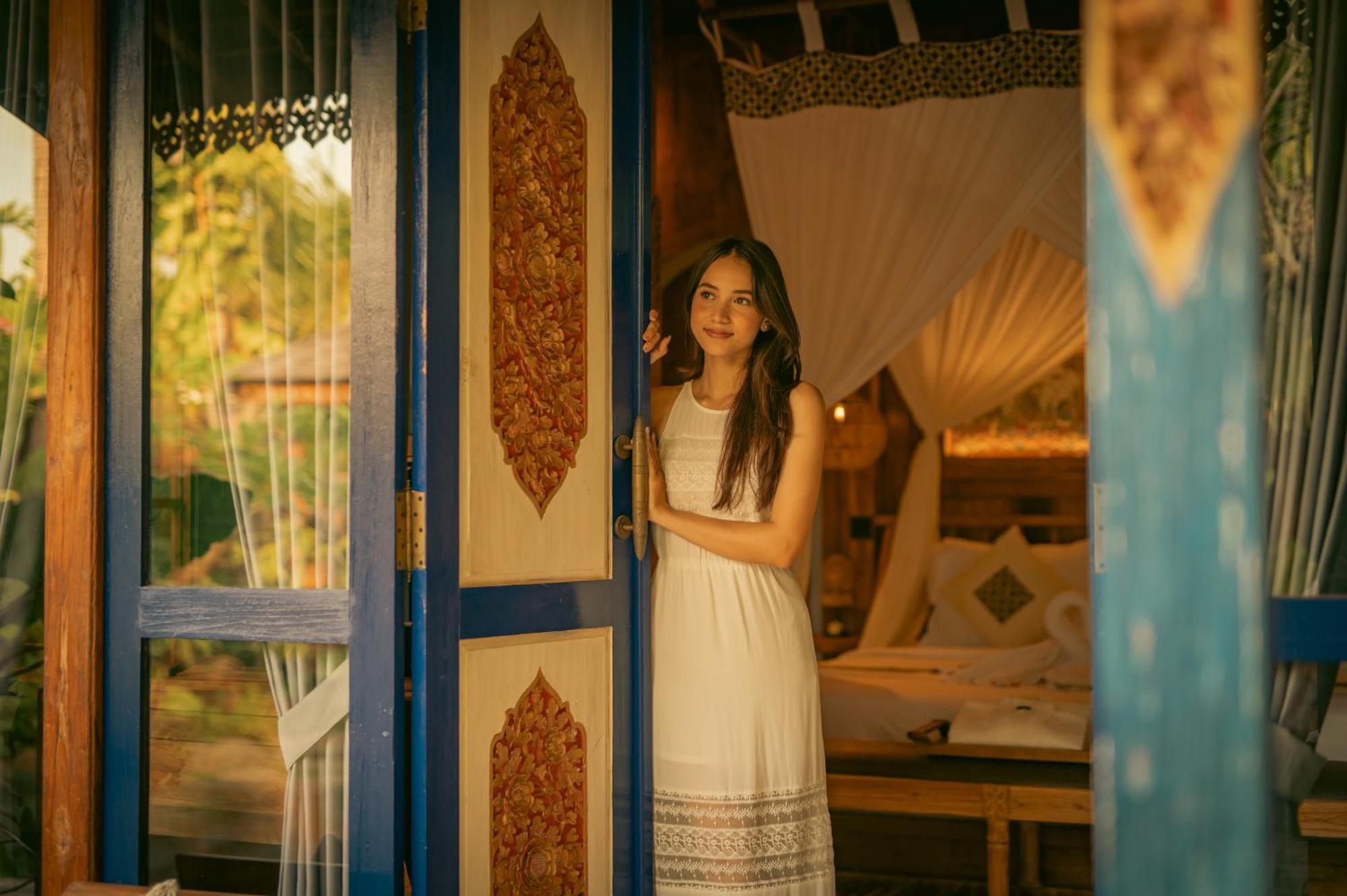 Kubu Kayu Villa *